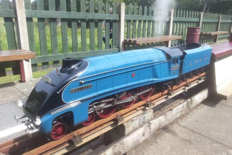 LNER A4 Mallard 4468 - 5 Inch, Live Steam Locomotive